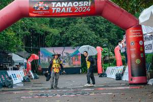 BIB: 
                            <button type="button" onclick="openModal(25074853)" class="btn btn-primary btn-sm float-right btn-popup" data-toggle="modal" data-target=".modal-high-quality">
                        <i class="fas fa-shopping-cart"></i> Add to Cart
                    </button>
                                            <button type="button" onclick="isThisMe(25074853, true)" class="btn btn-success btn-sm float-right btn-popup btn-isme hidden" data-toggle="tooltip" data-placement="bottom" title="นี่คือรูปของคุณใช่ไหม คลิกที่นี่เพื่อเอาเข้าอัลบั้ม">
                        <i class="fas fa-plus"></i> Add to album
                    </button>
                    <button type="button" onclick="isThisMe(25074853, false)" class="btn btn-warning btn-sm float-right btn-popup btn-isnotme hidden">
                        <i class="fas fa-ban"></i> Remove from album
                    </button>