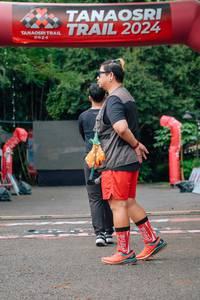 BIB: 
                            <button type="button" onclick="openModal(25071141)" class="btn btn-primary btn-sm float-right btn-popup" data-toggle="modal" data-target=".modal-high-quality">
                        <i class="fas fa-shopping-cart"></i> Add to Cart
                    </button>
                                            <button type="button" onclick="isThisMe(25071141, true)" class="btn btn-success btn-sm float-right btn-popup btn-isme hidden" data-toggle="tooltip" data-placement="bottom" title="นี่คือรูปของคุณใช่ไหม คลิกที่นี่เพื่อเอาเข้าอัลบั้ม">
                        <i class="fas fa-plus"></i> Add to album
                    </button>
                    <button type="button" onclick="isThisMe(25071141, false)" class="btn btn-warning btn-sm float-right btn-popup btn-isnotme hidden">
                        <i class="fas fa-ban"></i> Remove from album
                    </button>