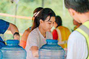 BIB: 
                            <button type="button" onclick="openModal(25070900)" class="btn btn-primary btn-sm float-right btn-popup" data-toggle="modal" data-target=".modal-high-quality">
                        <i class="fas fa-shopping-cart"></i> Add to Cart
                    </button>
                                            <button type="button" onclick="isThisMe(25070900, true)" class="btn btn-success btn-sm float-right btn-popup btn-isme hidden" data-toggle="tooltip" data-placement="bottom" title="นี่คือรูปของคุณใช่ไหม คลิกที่นี่เพื่อเอาเข้าอัลบั้ม">
                        <i class="fas fa-plus"></i> Add to album
                    </button>
                    <button type="button" onclick="isThisMe(25070900, false)" class="btn btn-warning btn-sm float-right btn-popup btn-isnotme hidden">
                        <i class="fas fa-ban"></i> Remove from album
                    </button>