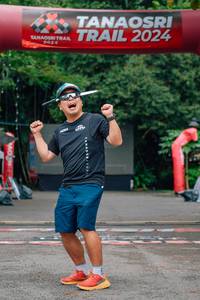 BIB: 
                            <button type="button" onclick="openModal(25071401)" class="btn btn-primary btn-sm float-right btn-popup" data-toggle="modal" data-target=".modal-high-quality">
                        <i class="fas fa-shopping-cart"></i> Add to Cart
                    </button>
                                            <button type="button" onclick="isThisMe(25071401, true)" class="btn btn-success btn-sm float-right btn-popup btn-isme hidden" data-toggle="tooltip" data-placement="bottom" title="นี่คือรูปของคุณใช่ไหม คลิกที่นี่เพื่อเอาเข้าอัลบั้ม">
                        <i class="fas fa-plus"></i> Add to album
                    </button>
                    <button type="button" onclick="isThisMe(25071401, false)" class="btn btn-warning btn-sm float-right btn-popup btn-isnotme hidden">
                        <i class="fas fa-ban"></i> Remove from album
                    </button>