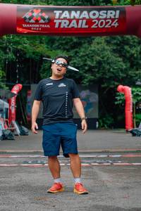 BIB: 
                            <button type="button" onclick="openModal(25071407)" class="btn btn-primary btn-sm float-right btn-popup" data-toggle="modal" data-target=".modal-high-quality">
                        <i class="fas fa-shopping-cart"></i> Add to Cart
                    </button>
                                            <button type="button" onclick="isThisMe(25071407, true)" class="btn btn-success btn-sm float-right btn-popup btn-isme hidden" data-toggle="tooltip" data-placement="bottom" title="นี่คือรูปของคุณใช่ไหม คลิกที่นี่เพื่อเอาเข้าอัลบั้ม">
                        <i class="fas fa-plus"></i> Add to album
                    </button>
                    <button type="button" onclick="isThisMe(25071407, false)" class="btn btn-warning btn-sm float-right btn-popup btn-isnotme hidden">
                        <i class="fas fa-ban"></i> Remove from album
                    </button>