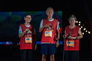 BIB: 
                            <button type="button" onclick="openModal(25082317)" class="btn btn-primary btn-sm float-right btn-popup" data-toggle="modal" data-target=".modal-high-quality">
                        <i class="fas fa-shopping-cart"></i> Add to Cart
                    </button>
                                            <button type="button" onclick="isThisMe(25082317, true)" class="btn btn-success btn-sm float-right btn-popup btn-isme hidden" data-toggle="tooltip" data-placement="bottom" title="นี่คือรูปของคุณใช่ไหม คลิกที่นี่เพื่อเอาเข้าอัลบั้ม">
                        <i class="fas fa-plus"></i> Add to album
                    </button>
                    <button type="button" onclick="isThisMe(25082317, false)" class="btn btn-warning btn-sm float-right btn-popup btn-isnotme hidden">
                        <i class="fas fa-ban"></i> Remove from album
                    </button>