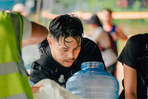 BIB: 
                            <button type="button" onclick="openModal(25070673)" class="btn btn-primary btn-sm float-right btn-popup" data-toggle="modal" data-target=".modal-high-quality">
                        <i class="fas fa-shopping-cart"></i> Add to Cart
                    </button>
                                            <button type="button" onclick="isThisMe(25070673, true)" class="btn btn-success btn-sm float-right btn-popup btn-isme hidden" data-toggle="tooltip" data-placement="bottom" title="นี่คือรูปของคุณใช่ไหม คลิกที่นี่เพื่อเอาเข้าอัลบั้ม">
                        <i class="fas fa-plus"></i> Add to album
                    </button>
                    <button type="button" onclick="isThisMe(25070673, false)" class="btn btn-warning btn-sm float-right btn-popup btn-isnotme hidden">
                        <i class="fas fa-ban"></i> Remove from album
                    </button>