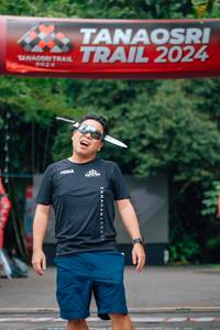 BIB: 
                            <button type="button" onclick="openModal(25071414)" class="btn btn-primary btn-sm float-right btn-popup" data-toggle="modal" data-target=".modal-high-quality">
                        <i class="fas fa-shopping-cart"></i> Add to Cart
                    </button>
                                            <button type="button" onclick="isThisMe(25071414, true)" class="btn btn-success btn-sm float-right btn-popup btn-isme hidden" data-toggle="tooltip" data-placement="bottom" title="นี่คือรูปของคุณใช่ไหม คลิกที่นี่เพื่อเอาเข้าอัลบั้ม">
                        <i class="fas fa-plus"></i> Add to album
                    </button>
                    <button type="button" onclick="isThisMe(25071414, false)" class="btn btn-warning btn-sm float-right btn-popup btn-isnotme hidden">
                        <i class="fas fa-ban"></i> Remove from album
                    </button>