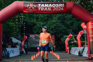 BIB: 
                            <button type="button" onclick="openModal(25076690)" class="btn btn-primary btn-sm float-right btn-popup" data-toggle="modal" data-target=".modal-high-quality">
                        <i class="fas fa-shopping-cart"></i> Add to Cart
                    </button>
                                            <button type="button" onclick="isThisMe(25076690, true)" class="btn btn-success btn-sm float-right btn-popup btn-isme hidden" data-toggle="tooltip" data-placement="bottom" title="นี่คือรูปของคุณใช่ไหม คลิกที่นี่เพื่อเอาเข้าอัลบั้ม">
                        <i class="fas fa-plus"></i> Add to album
                    </button>
                    <button type="button" onclick="isThisMe(25076690, false)" class="btn btn-warning btn-sm float-right btn-popup btn-isnotme hidden">
                        <i class="fas fa-ban"></i> Remove from album
                    </button>