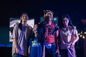 BIB: 
                            <button type="button" onclick="openModal(25073491)" class="btn btn-primary btn-sm float-right btn-popup" data-toggle="modal" data-target=".modal-high-quality">
                        <i class="fas fa-shopping-cart"></i> Add to Cart
                    </button>
                                            <button type="button" onclick="isThisMe(25073491, true)" class="btn btn-success btn-sm float-right btn-popup btn-isme hidden" data-toggle="tooltip" data-placement="bottom" title="นี่คือรูปของคุณใช่ไหม คลิกที่นี่เพื่อเอาเข้าอัลบั้ม">
                        <i class="fas fa-plus"></i> Add to album
                    </button>
                    <button type="button" onclick="isThisMe(25073491, false)" class="btn btn-warning btn-sm float-right btn-popup btn-isnotme hidden">
                        <i class="fas fa-ban"></i> Remove from album
                    </button>