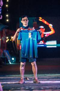 BIB: 
                            <button type="button" onclick="openModal(25073983)" class="btn btn-primary btn-sm float-right btn-popup" data-toggle="modal" data-target=".modal-high-quality">
                        <i class="fas fa-shopping-cart"></i> Add to Cart
                    </button>
                                            <button type="button" onclick="isThisMe(25073983, true)" class="btn btn-success btn-sm float-right btn-popup btn-isme hidden" data-toggle="tooltip" data-placement="bottom" title="นี่คือรูปของคุณใช่ไหม คลิกที่นี่เพื่อเอาเข้าอัลบั้ม">
                        <i class="fas fa-plus"></i> Add to album
                    </button>
                    <button type="button" onclick="isThisMe(25073983, false)" class="btn btn-warning btn-sm float-right btn-popup btn-isnotme hidden">
                        <i class="fas fa-ban"></i> Remove from album
                    </button>