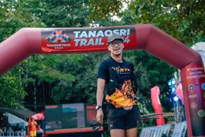 BIB: 
                            <button type="button" onclick="openModal(25089383)" class="btn btn-primary btn-sm float-right btn-popup" data-toggle="modal" data-target=".modal-high-quality">
                        <i class="fas fa-shopping-cart"></i> Add to Cart
                    </button>
                                            <button type="button" onclick="isThisMe(25089383, true)" class="btn btn-success btn-sm float-right btn-popup btn-isme hidden" data-toggle="tooltip" data-placement="bottom" title="นี่คือรูปของคุณใช่ไหม คลิกที่นี่เพื่อเอาเข้าอัลบั้ม">
                        <i class="fas fa-plus"></i> Add to album
                    </button>
                    <button type="button" onclick="isThisMe(25089383, false)" class="btn btn-warning btn-sm float-right btn-popup btn-isnotme hidden">
                        <i class="fas fa-ban"></i> Remove from album
                    </button>