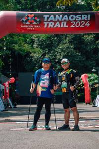 BIB: 
                            <button type="button" onclick="openModal(25085312)" class="btn btn-primary btn-sm float-right btn-popup" data-toggle="modal" data-target=".modal-high-quality">
                        <i class="fas fa-shopping-cart"></i> Add to Cart
                    </button>
                                            <button type="button" onclick="isThisMe(25085312, true)" class="btn btn-success btn-sm float-right btn-popup btn-isme hidden" data-toggle="tooltip" data-placement="bottom" title="นี่คือรูปของคุณใช่ไหม คลิกที่นี่เพื่อเอาเข้าอัลบั้ม">
                        <i class="fas fa-plus"></i> Add to album
                    </button>
                    <button type="button" onclick="isThisMe(25085312, false)" class="btn btn-warning btn-sm float-right btn-popup btn-isnotme hidden">
                        <i class="fas fa-ban"></i> Remove from album
                    </button>