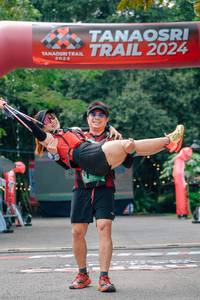 BIB: 
                            <button type="button" onclick="openModal(25086324)" class="btn btn-primary btn-sm float-right btn-popup" data-toggle="modal" data-target=".modal-high-quality">
                        <i class="fas fa-shopping-cart"></i> Add to Cart
                    </button>
                                            <button type="button" onclick="isThisMe(25086324, true)" class="btn btn-success btn-sm float-right btn-popup btn-isme hidden" data-toggle="tooltip" data-placement="bottom" title="นี่คือรูปของคุณใช่ไหม คลิกที่นี่เพื่อเอาเข้าอัลบั้ม">
                        <i class="fas fa-plus"></i> Add to album
                    </button>
                    <button type="button" onclick="isThisMe(25086324, false)" class="btn btn-warning btn-sm float-right btn-popup btn-isnotme hidden">
                        <i class="fas fa-ban"></i> Remove from album
                    </button>