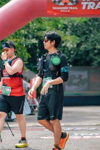 BIB: 
                            <button type="button" onclick="openModal(25086379)" class="btn btn-primary btn-sm float-right btn-popup" data-toggle="modal" data-target=".modal-high-quality">
                        <i class="fas fa-shopping-cart"></i> Add to Cart
                    </button>
                                            <button type="button" onclick="isThisMe(25086379, true)" class="btn btn-success btn-sm float-right btn-popup btn-isme hidden" data-toggle="tooltip" data-placement="bottom" title="นี่คือรูปของคุณใช่ไหม คลิกที่นี่เพื่อเอาเข้าอัลบั้ม">
                        <i class="fas fa-plus"></i> Add to album
                    </button>
                    <button type="button" onclick="isThisMe(25086379, false)" class="btn btn-warning btn-sm float-right btn-popup btn-isnotme hidden">
                        <i class="fas fa-ban"></i> Remove from album
                    </button>