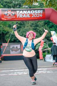 BIB: 
                            <button type="button" onclick="openModal(25087374)" class="btn btn-primary btn-sm float-right btn-popup" data-toggle="modal" data-target=".modal-high-quality">
                        <i class="fas fa-shopping-cart"></i> Add to Cart
                    </button>
                                            <button type="button" onclick="isThisMe(25087374, true)" class="btn btn-success btn-sm float-right btn-popup btn-isme hidden" data-toggle="tooltip" data-placement="bottom" title="นี่คือรูปของคุณใช่ไหม คลิกที่นี่เพื่อเอาเข้าอัลบั้ม">
                        <i class="fas fa-plus"></i> Add to album
                    </button>
                    <button type="button" onclick="isThisMe(25087374, false)" class="btn btn-warning btn-sm float-right btn-popup btn-isnotme hidden">
                        <i class="fas fa-ban"></i> Remove from album
                    </button>