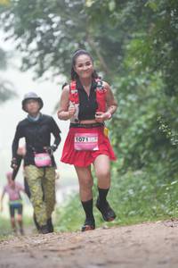 BIB: 
                            <button type="button" onclick="openModal(25172050)" class="btn btn-primary btn-sm float-right btn-popup" data-toggle="modal" data-target=".modal-high-quality">
                        <i class="fas fa-shopping-cart"></i> Add to Cart
                    </button>
                                            <button type="button" onclick="isThisMe(25172050, true)" class="btn btn-success btn-sm float-right btn-popup btn-isme hidden" data-toggle="tooltip" data-placement="bottom" title="นี่คือรูปของคุณใช่ไหม คลิกที่นี่เพื่อเอาเข้าอัลบั้ม">
                        <i class="fas fa-plus"></i> Add to album
                    </button>
                    <button type="button" onclick="isThisMe(25172050, false)" class="btn btn-warning btn-sm float-right btn-popup btn-isnotme hidden">
                        <i class="fas fa-ban"></i> Remove from album
                    </button>