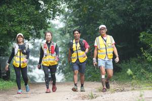 BIB: 
                            <button type="button" onclick="openModal(25187961)" class="btn btn-primary btn-sm float-right btn-popup" data-toggle="modal" data-target=".modal-high-quality">
                        <i class="fas fa-shopping-cart"></i> Add to Cart
                    </button>
                                            <button type="button" onclick="isThisMe(25187961, true)" class="btn btn-success btn-sm float-right btn-popup btn-isme hidden" data-toggle="tooltip" data-placement="bottom" title="นี่คือรูปของคุณใช่ไหม คลิกที่นี่เพื่อเอาเข้าอัลบั้ม">
                        <i class="fas fa-plus"></i> Add to album
                    </button>
                    <button type="button" onclick="isThisMe(25187961, false)" class="btn btn-warning btn-sm float-right btn-popup btn-isnotme hidden">
                        <i class="fas fa-ban"></i> Remove from album
                    </button>