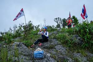 BIB: 
                            <button type="button" onclick="openModal(25099561)" class="btn btn-primary btn-sm float-right btn-popup" data-toggle="modal" data-target=".modal-high-quality">
                        <i class="fas fa-shopping-cart"></i> Add to Cart
                    </button>
                                            <button type="button" onclick="isThisMe(25099561, true)" class="btn btn-success btn-sm float-right btn-popup btn-isme hidden" data-toggle="tooltip" data-placement="bottom" title="นี่คือรูปของคุณใช่ไหม คลิกที่นี่เพื่อเอาเข้าอัลบั้ม">
                        <i class="fas fa-plus"></i> Add to album
                    </button>
                    <button type="button" onclick="isThisMe(25099561, false)" class="btn btn-warning btn-sm float-right btn-popup btn-isnotme hidden">
                        <i class="fas fa-ban"></i> Remove from album
                    </button>