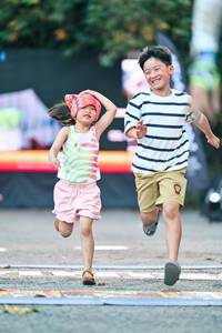 BIB: 
                            <button type="button" onclick="openModal(28111663)" class="btn btn-primary btn-sm float-right btn-popup" data-toggle="modal" data-target=".modal-high-quality">
                        <i class="fas fa-shopping-cart"></i> Add to Cart
                    </button>
                                            <button type="button" onclick="isThisMe(28111663, true)" class="btn btn-success btn-sm float-right btn-popup btn-isme hidden" data-toggle="tooltip" data-placement="bottom" title="นี่คือรูปของคุณใช่ไหม คลิกที่นี่เพื่อเอาเข้าอัลบั้ม">
                        <i class="fas fa-plus"></i> Add to album
                    </button>
                    <button type="button" onclick="isThisMe(28111663, false)" class="btn btn-warning btn-sm float-right btn-popup btn-isnotme hidden">
                        <i class="fas fa-ban"></i> Remove from album
                    </button>