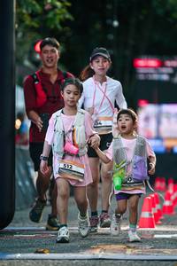 BIB: 
                            <button type="button" onclick="openModal(28106996)" class="btn btn-primary btn-sm float-right btn-popup" data-toggle="modal" data-target=".modal-high-quality">
                        <i class="fas fa-shopping-cart"></i> Add to Cart
                    </button>
                                            <button type="button" onclick="isThisMe(28106996, true)" class="btn btn-success btn-sm float-right btn-popup btn-isme hidden" data-toggle="tooltip" data-placement="bottom" title="นี่คือรูปของคุณใช่ไหม คลิกที่นี่เพื่อเอาเข้าอัลบั้ม">
                        <i class="fas fa-plus"></i> Add to album
                    </button>
                    <button type="button" onclick="isThisMe(28106996, false)" class="btn btn-warning btn-sm float-right btn-popup btn-isnotme hidden">
                        <i class="fas fa-ban"></i> Remove from album
                    </button>