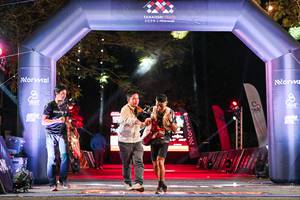 BIB: 
                            <button type="button" onclick="openModal(28114453)" class="btn btn-primary btn-sm float-right btn-popup" data-toggle="modal" data-target=".modal-high-quality">
                        <i class="fas fa-shopping-cart"></i> Add to Cart
                    </button>
                                            <button type="button" onclick="isThisMe(28114453, true)" class="btn btn-success btn-sm float-right btn-popup btn-isme hidden" data-toggle="tooltip" data-placement="bottom" title="นี่คือรูปของคุณใช่ไหม คลิกที่นี่เพื่อเอาเข้าอัลบั้ม">
                        <i class="fas fa-plus"></i> Add to album
                    </button>
                    <button type="button" onclick="isThisMe(28114453, false)" class="btn btn-warning btn-sm float-right btn-popup btn-isnotme hidden">
                        <i class="fas fa-ban"></i> Remove from album
                    </button>