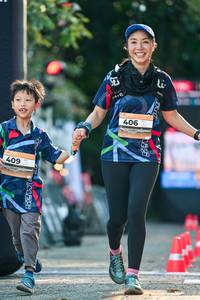 BIB: 
                            <button type="button" onclick="openModal(28106722)" class="btn btn-primary btn-sm float-right btn-popup" data-toggle="modal" data-target=".modal-high-quality">
                        <i class="fas fa-shopping-cart"></i> Add to Cart
                    </button>
                                            <button type="button" onclick="isThisMe(28106722, true)" class="btn btn-success btn-sm float-right btn-popup btn-isme hidden" data-toggle="tooltip" data-placement="bottom" title="นี่คือรูปของคุณใช่ไหม คลิกที่นี่เพื่อเอาเข้าอัลบั้ม">
                        <i class="fas fa-plus"></i> Add to album
                    </button>
                    <button type="button" onclick="isThisMe(28106722, false)" class="btn btn-warning btn-sm float-right btn-popup btn-isnotme hidden">
                        <i class="fas fa-ban"></i> Remove from album
                    </button>