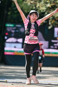 BIB: 
                            <button type="button" onclick="openModal(28121643)" class="btn btn-primary btn-sm float-right btn-popup" data-toggle="modal" data-target=".modal-high-quality">
                        <i class="fas fa-shopping-cart"></i> Add to Cart
                    </button>
                                            <button type="button" onclick="isThisMe(28121643, true)" class="btn btn-success btn-sm float-right btn-popup btn-isme hidden" data-toggle="tooltip" data-placement="bottom" title="นี่คือรูปของคุณใช่ไหม คลิกที่นี่เพื่อเอาเข้าอัลบั้ม">
                        <i class="fas fa-plus"></i> Add to album
                    </button>
                    <button type="button" onclick="isThisMe(28121643, false)" class="btn btn-warning btn-sm float-right btn-popup btn-isnotme hidden">
                        <i class="fas fa-ban"></i> Remove from album
                    </button>