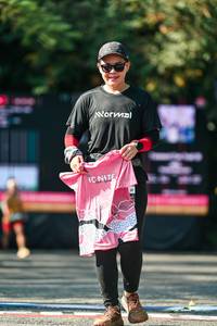 BIB: 
                            <button type="button" onclick="openModal(28116150)" class="btn btn-primary btn-sm float-right btn-popup" data-toggle="modal" data-target=".modal-high-quality">
                        <i class="fas fa-shopping-cart"></i> Add to Cart
                    </button>
                                            <button type="button" onclick="isThisMe(28116150, true)" class="btn btn-success btn-sm float-right btn-popup btn-isme hidden" data-toggle="tooltip" data-placement="bottom" title="นี่คือรูปของคุณใช่ไหม คลิกที่นี่เพื่อเอาเข้าอัลบั้ม">
                        <i class="fas fa-plus"></i> Add to album
                    </button>
                    <button type="button" onclick="isThisMe(28116150, false)" class="btn btn-warning btn-sm float-right btn-popup btn-isnotme hidden">
                        <i class="fas fa-ban"></i> Remove from album
                    </button>