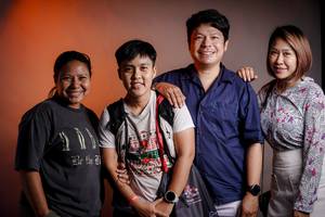 BIB: 
                            <button type="button" onclick="openModal(28045945)" class="btn btn-primary btn-sm float-right btn-popup" data-toggle="modal" data-target=".modal-high-quality">
                        <i class="fas fa-shopping-cart"></i> Add to Cart
                    </button>
                                            <button type="button" onclick="isThisMe(28045945, true)" class="btn btn-success btn-sm float-right btn-popup btn-isme hidden" data-toggle="tooltip" data-placement="bottom" title="นี่คือรูปของคุณใช่ไหม คลิกที่นี่เพื่อเอาเข้าอัลบั้ม">
                        <i class="fas fa-plus"></i> Add to album
                    </button>
                    <button type="button" onclick="isThisMe(28045945, false)" class="btn btn-warning btn-sm float-right btn-popup btn-isnotme hidden">
                        <i class="fas fa-ban"></i> Remove from album
                    </button>