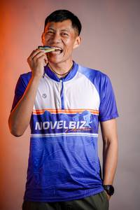 BIB: 
                            <button type="button" onclick="openModal(28054800)" class="btn btn-primary btn-sm float-right btn-popup" data-toggle="modal" data-target=".modal-high-quality">
                        <i class="fas fa-shopping-cart"></i> Add to Cart
                    </button>
                                            <button type="button" onclick="isThisMe(28054800, true)" class="btn btn-success btn-sm float-right btn-popup btn-isme hidden" data-toggle="tooltip" data-placement="bottom" title="นี่คือรูปของคุณใช่ไหม คลิกที่นี่เพื่อเอาเข้าอัลบั้ม">
                        <i class="fas fa-plus"></i> Add to album
                    </button>
                    <button type="button" onclick="isThisMe(28054800, false)" class="btn btn-warning btn-sm float-right btn-popup btn-isnotme hidden">
                        <i class="fas fa-ban"></i> Remove from album
                    </button>