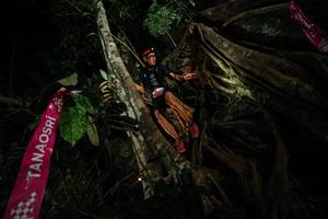 BIB: 
                            <button type="button" onclick="openModal(28097709)" class="btn btn-primary btn-sm float-right btn-popup" data-toggle="modal" data-target=".modal-high-quality">
                        <i class="fas fa-shopping-cart"></i> Add to Cart
                    </button>
                                            <button type="button" onclick="isThisMe(28097709, true)" class="btn btn-success btn-sm float-right btn-popup btn-isme hidden" data-toggle="tooltip" data-placement="bottom" title="นี่คือรูปของคุณใช่ไหม คลิกที่นี่เพื่อเอาเข้าอัลบั้ม">
                        <i class="fas fa-plus"></i> Add to album
                    </button>
                    <button type="button" onclick="isThisMe(28097709, false)" class="btn btn-warning btn-sm float-right btn-popup btn-isnotme hidden">
                        <i class="fas fa-ban"></i> Remove from album
                    </button>