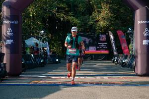 BIB: 
                            <button type="button" onclick="openModal(28067199)" class="btn btn-primary btn-sm float-right btn-popup" data-toggle="modal" data-target=".modal-high-quality">
                        <i class="fas fa-shopping-cart"></i> Add to Cart
                    </button>
                                            <button type="button" onclick="isThisMe(28067199, true)" class="btn btn-success btn-sm float-right btn-popup btn-isme hidden" data-toggle="tooltip" data-placement="bottom" title="นี่คือรูปของคุณใช่ไหม คลิกที่นี่เพื่อเอาเข้าอัลบั้ม">
                        <i class="fas fa-plus"></i> Add to album
                    </button>
                    <button type="button" onclick="isThisMe(28067199, false)" class="btn btn-warning btn-sm float-right btn-popup btn-isnotme hidden">
                        <i class="fas fa-ban"></i> Remove from album
                    </button>