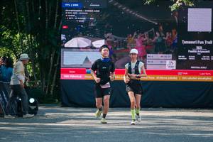 BIB: 
                            <button type="button" onclick="openModal(28087062)" class="btn btn-primary btn-sm float-right btn-popup" data-toggle="modal" data-target=".modal-high-quality">
                        <i class="fas fa-shopping-cart"></i> Add to Cart
                    </button>
                                            <button type="button" onclick="isThisMe(28087062, true)" class="btn btn-success btn-sm float-right btn-popup btn-isme hidden" data-toggle="tooltip" data-placement="bottom" title="นี่คือรูปของคุณใช่ไหม คลิกที่นี่เพื่อเอาเข้าอัลบั้ม">
                        <i class="fas fa-plus"></i> Add to album
                    </button>
                    <button type="button" onclick="isThisMe(28087062, false)" class="btn btn-warning btn-sm float-right btn-popup btn-isnotme hidden">
                        <i class="fas fa-ban"></i> Remove from album
                    </button>