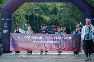 BIB: 
                            <button type="button" onclick="openModal(28005115)" class="btn btn-primary btn-sm float-right btn-popup" data-toggle="modal" data-target=".modal-high-quality">
                        <i class="fas fa-shopping-cart"></i> Add to Cart
                    </button>
                                            <button type="button" onclick="isThisMe(28005115, true)" class="btn btn-success btn-sm float-right btn-popup btn-isme hidden" data-toggle="tooltip" data-placement="bottom" title="นี่คือรูปของคุณใช่ไหม คลิกที่นี่เพื่อเอาเข้าอัลบั้ม">
                        <i class="fas fa-plus"></i> Add to album
                    </button>
                    <button type="button" onclick="isThisMe(28005115, false)" class="btn btn-warning btn-sm float-right btn-popup btn-isnotme hidden">
                        <i class="fas fa-ban"></i> Remove from album
                    </button>