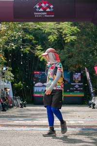 BIB: 
                            <button type="button" onclick="openModal(28004285)" class="btn btn-primary btn-sm float-right btn-popup" data-toggle="modal" data-target=".modal-high-quality">
                        <i class="fas fa-shopping-cart"></i> Add to Cart
                    </button>
                                            <button type="button" onclick="isThisMe(28004285, true)" class="btn btn-success btn-sm float-right btn-popup btn-isme hidden" data-toggle="tooltip" data-placement="bottom" title="นี่คือรูปของคุณใช่ไหม คลิกที่นี่เพื่อเอาเข้าอัลบั้ม">
                        <i class="fas fa-plus"></i> Add to album
                    </button>
                    <button type="button" onclick="isThisMe(28004285, false)" class="btn btn-warning btn-sm float-right btn-popup btn-isnotme hidden">
                        <i class="fas fa-ban"></i> Remove from album
                    </button>