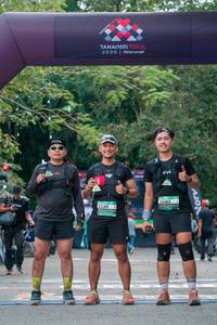 BIB: 
                            <button type="button" onclick="openModal(28005265)" class="btn btn-primary btn-sm float-right btn-popup" data-toggle="modal" data-target=".modal-high-quality">
                        <i class="fas fa-shopping-cart"></i> Add to Cart
                    </button>
                                            <button type="button" onclick="isThisMe(28005265, true)" class="btn btn-success btn-sm float-right btn-popup btn-isme hidden" data-toggle="tooltip" data-placement="bottom" title="นี่คือรูปของคุณใช่ไหม คลิกที่นี่เพื่อเอาเข้าอัลบั้ม">
                        <i class="fas fa-plus"></i> Add to album
                    </button>
                    <button type="button" onclick="isThisMe(28005265, false)" class="btn btn-warning btn-sm float-right btn-popup btn-isnotme hidden">
                        <i class="fas fa-ban"></i> Remove from album
                    </button>