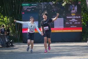 BIB: 
                            <button type="button" onclick="openModal(27992911)" class="btn btn-primary btn-sm float-right btn-popup" data-toggle="modal" data-target=".modal-high-quality">
                        <i class="fas fa-shopping-cart"></i> Add to Cart
                    </button>
                                            <button type="button" onclick="isThisMe(27992911, true)" class="btn btn-success btn-sm float-right btn-popup btn-isme hidden" data-toggle="tooltip" data-placement="bottom" title="นี่คือรูปของคุณใช่ไหม คลิกที่นี่เพื่อเอาเข้าอัลบั้ม">
                        <i class="fas fa-plus"></i> Add to album
                    </button>
                    <button type="button" onclick="isThisMe(27992911, false)" class="btn btn-warning btn-sm float-right btn-popup btn-isnotme hidden">
                        <i class="fas fa-ban"></i> Remove from album
                    </button>