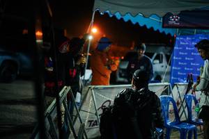 BIB: 
                            <button type="button" onclick="openModal(27948099)" class="btn btn-primary btn-sm float-right btn-popup" data-toggle="modal" data-target=".modal-high-quality">
                        <i class="fas fa-shopping-cart"></i> Add to Cart
                    </button>
                                            <button type="button" onclick="isThisMe(27948099, true)" class="btn btn-success btn-sm float-right btn-popup btn-isme hidden" data-toggle="tooltip" data-placement="bottom" title="นี่คือรูปของคุณใช่ไหม คลิกที่นี่เพื่อเอาเข้าอัลบั้ม">
                        <i class="fas fa-plus"></i> Add to album
                    </button>
                    <button type="button" onclick="isThisMe(27948099, false)" class="btn btn-warning btn-sm float-right btn-popup btn-isnotme hidden">
                        <i class="fas fa-ban"></i> Remove from album
                    </button>