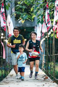 BIB: 
                            <button type="button" onclick="openModal(28005992)" class="btn btn-primary btn-sm float-right btn-popup" data-toggle="modal" data-target=".modal-high-quality">
                        <i class="fas fa-shopping-cart"></i> Add to Cart
                    </button>
                                            <button type="button" onclick="isThisMe(28005992, true)" class="btn btn-success btn-sm float-right btn-popup btn-isme hidden" data-toggle="tooltip" data-placement="bottom" title="นี่คือรูปของคุณใช่ไหม คลิกที่นี่เพื่อเอาเข้าอัลบั้ม">
                        <i class="fas fa-plus"></i> Add to album
                    </button>
                    <button type="button" onclick="isThisMe(28005992, false)" class="btn btn-warning btn-sm float-right btn-popup btn-isnotme hidden">
                        <i class="fas fa-ban"></i> Remove from album
                    </button>