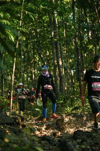 BIB: 
                            <button type="button" onclick="openModal(28031543)" class="btn btn-primary btn-sm float-right btn-popup" data-toggle="modal" data-target=".modal-high-quality">
                        <i class="fas fa-shopping-cart"></i> Add to Cart
                    </button>
                                            <button type="button" onclick="isThisMe(28031543, true)" class="btn btn-success btn-sm float-right btn-popup btn-isme hidden" data-toggle="tooltip" data-placement="bottom" title="นี่คือรูปของคุณใช่ไหม คลิกที่นี่เพื่อเอาเข้าอัลบั้ม">
                        <i class="fas fa-plus"></i> Add to album
                    </button>
                    <button type="button" onclick="isThisMe(28031543, false)" class="btn btn-warning btn-sm float-right btn-popup btn-isnotme hidden">
                        <i class="fas fa-ban"></i> Remove from album
                    </button>