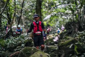 BIB: 
                            <button type="button" onclick="openModal(27986932)" class="btn btn-primary btn-sm float-right btn-popup" data-toggle="modal" data-target=".modal-high-quality">
                        <i class="fas fa-shopping-cart"></i> Add to Cart
                    </button>
                                            <button type="button" onclick="isThisMe(27986932, true)" class="btn btn-success btn-sm float-right btn-popup btn-isme hidden" data-toggle="tooltip" data-placement="bottom" title="นี่คือรูปของคุณใช่ไหม คลิกที่นี่เพื่อเอาเข้าอัลบั้ม">
                        <i class="fas fa-plus"></i> Add to album
                    </button>
                    <button type="button" onclick="isThisMe(27986932, false)" class="btn btn-warning btn-sm float-right btn-popup btn-isnotme hidden">
                        <i class="fas fa-ban"></i> Remove from album
                    </button>