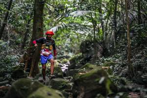 BIB: 
                            <button type="button" onclick="openModal(27988590)" class="btn btn-primary btn-sm float-right btn-popup" data-toggle="modal" data-target=".modal-high-quality">
                        <i class="fas fa-shopping-cart"></i> Add to Cart
                    </button>
                                            <button type="button" onclick="isThisMe(27988590, true)" class="btn btn-success btn-sm float-right btn-popup btn-isme hidden" data-toggle="tooltip" data-placement="bottom" title="นี่คือรูปของคุณใช่ไหม คลิกที่นี่เพื่อเอาเข้าอัลบั้ม">
                        <i class="fas fa-plus"></i> Add to album
                    </button>
                    <button type="button" onclick="isThisMe(27988590, false)" class="btn btn-warning btn-sm float-right btn-popup btn-isnotme hidden">
                        <i class="fas fa-ban"></i> Remove from album
                    </button>