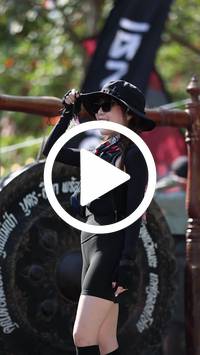 BIB:  <button type="button" onclick="openModal(28013968)" class="btn btn-primary btn-sm float-right" data-toggle="modal" data-target=".modal-high-quality">
                <i class="fa fa-download"></i> Download
                </button>