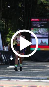 BIB:  <button type="button" onclick="openModal(28013096)" class="btn btn-primary btn-sm float-right" data-toggle="modal" data-target=".modal-high-quality">
                <i class="fa fa-download"></i> Download
                </button>