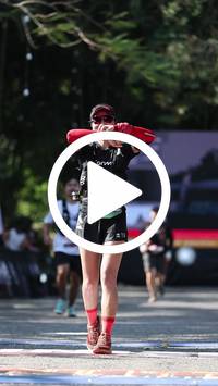 BIB:  <button type="button" onclick="openModal(28013260)" class="btn btn-primary btn-sm float-right" data-toggle="modal" data-target=".modal-high-quality">
                <i class="fa fa-download"></i> Download
                </button>