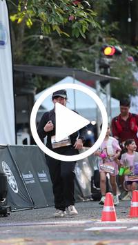 BIB:  <button type="button" onclick="openModal(28006093)" class="btn btn-primary btn-sm float-right" data-toggle="modal" data-target=".modal-high-quality">
                <i class="fa fa-download"></i> Download
                </button>