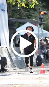 BIB:  <button type="button" onclick="openModal(28005937)" class="btn btn-primary btn-sm float-right" data-toggle="modal" data-target=".modal-high-quality">
                <i class="fa fa-download"></i> Download
                </button>