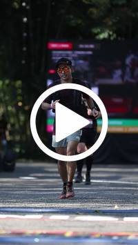 BIB:  <button type="button" onclick="openModal(28012855)" class="btn btn-primary btn-sm float-right" data-toggle="modal" data-target=".modal-high-quality">
                <i class="fa fa-download"></i> Download
                </button>