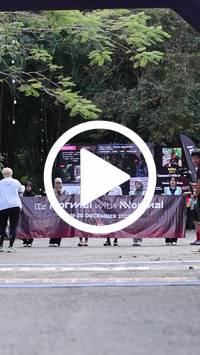 BIB:  <button type="button" onclick="openModal(28023390)" class="btn btn-primary btn-sm float-right" data-toggle="modal" data-target=".modal-high-quality">
                <i class="fa fa-download"></i> Download
                </button>