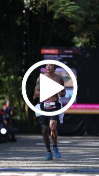 BIB:  <button type="button" onclick="openModal(28012726)" class="btn btn-primary btn-sm float-right" data-toggle="modal" data-target=".modal-high-quality">
                <i class="fa fa-download"></i> Download
                </button>