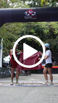 BIB:  <button type="button" onclick="openModal(28005617)" class="btn btn-primary btn-sm float-right" data-toggle="modal" data-target=".modal-high-quality">
                <i class="fa fa-download"></i> Download
                </button>