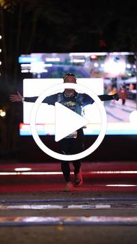 BIB:  <button type="button" onclick="openModal(28007030)" class="btn btn-primary btn-sm float-right" data-toggle="modal" data-target=".modal-high-quality">
                <i class="fa fa-download"></i> Download
                </button>