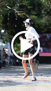 BIB:  <button type="button" onclick="openModal(28013337)" class="btn btn-primary btn-sm float-right" data-toggle="modal" data-target=".modal-high-quality">
                <i class="fa fa-download"></i> Download
                </button>